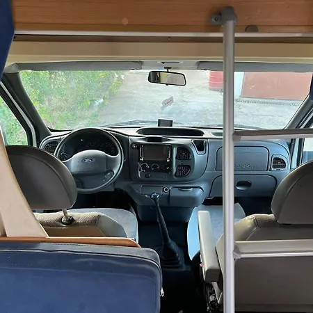 Camper Motorhome Albania Loreli Kemp