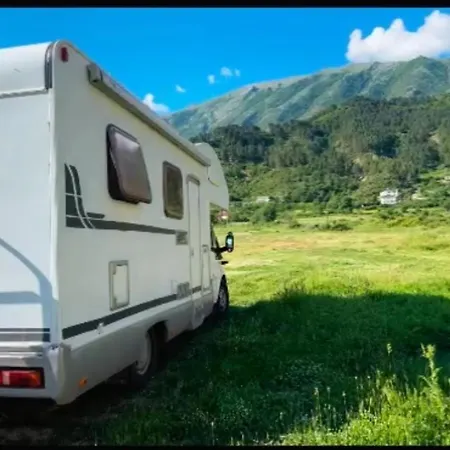 Camper Motorhome Albania Loreli Κάμπινγκ *